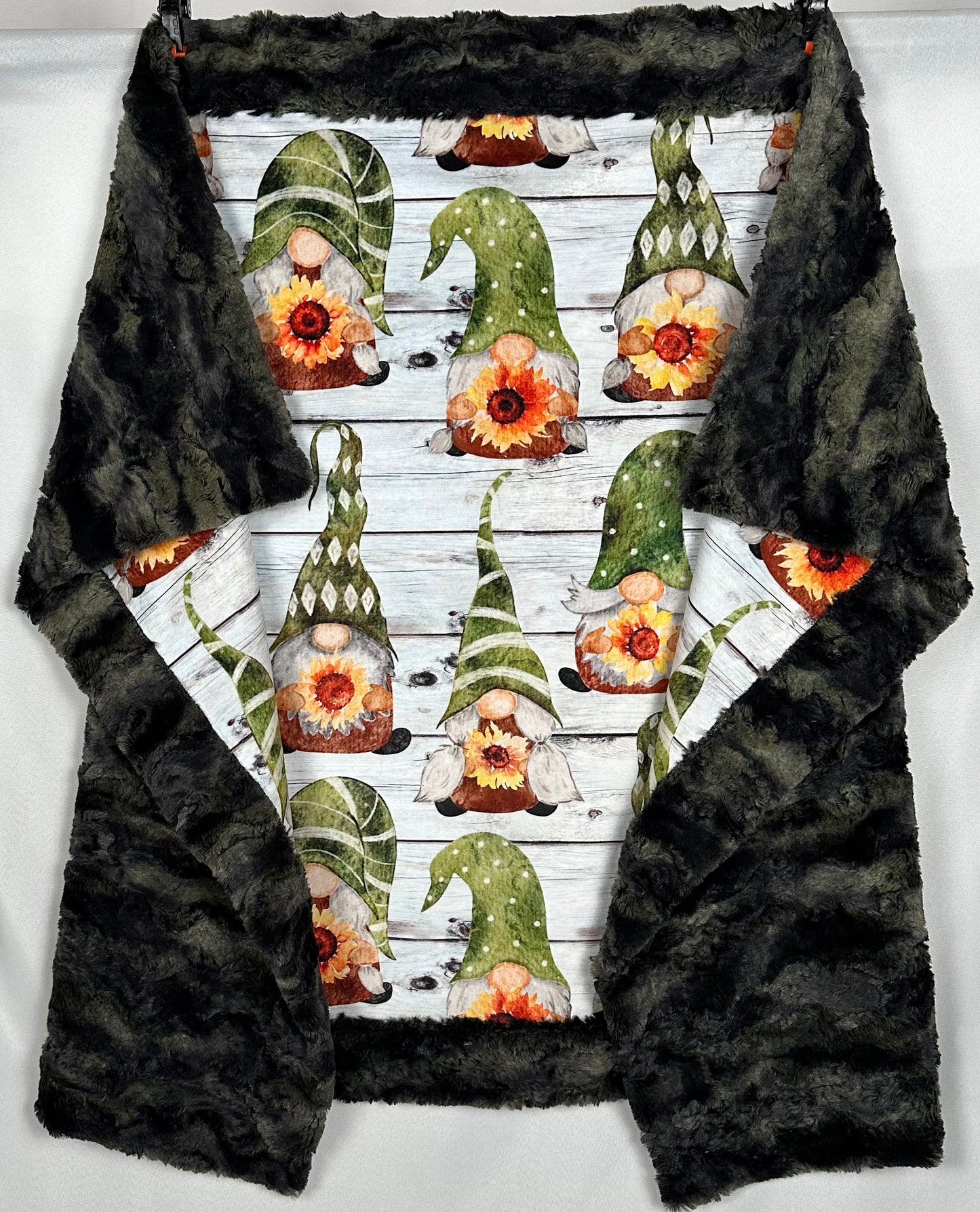 Gnomes with Sunflowers and Shiplap on Wild Rabbit Crocodile Camo 41x60 Toddler/Travel Blanket with 12x20 Pillowcase