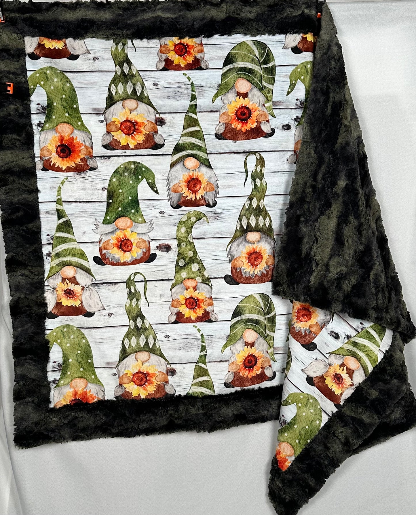 Gnomes with Sunflowers and Shiplap on Wild Rabbit Crocodile Camo 41x60 Toddler/Travel Blanket with 12x20 Pillowcase