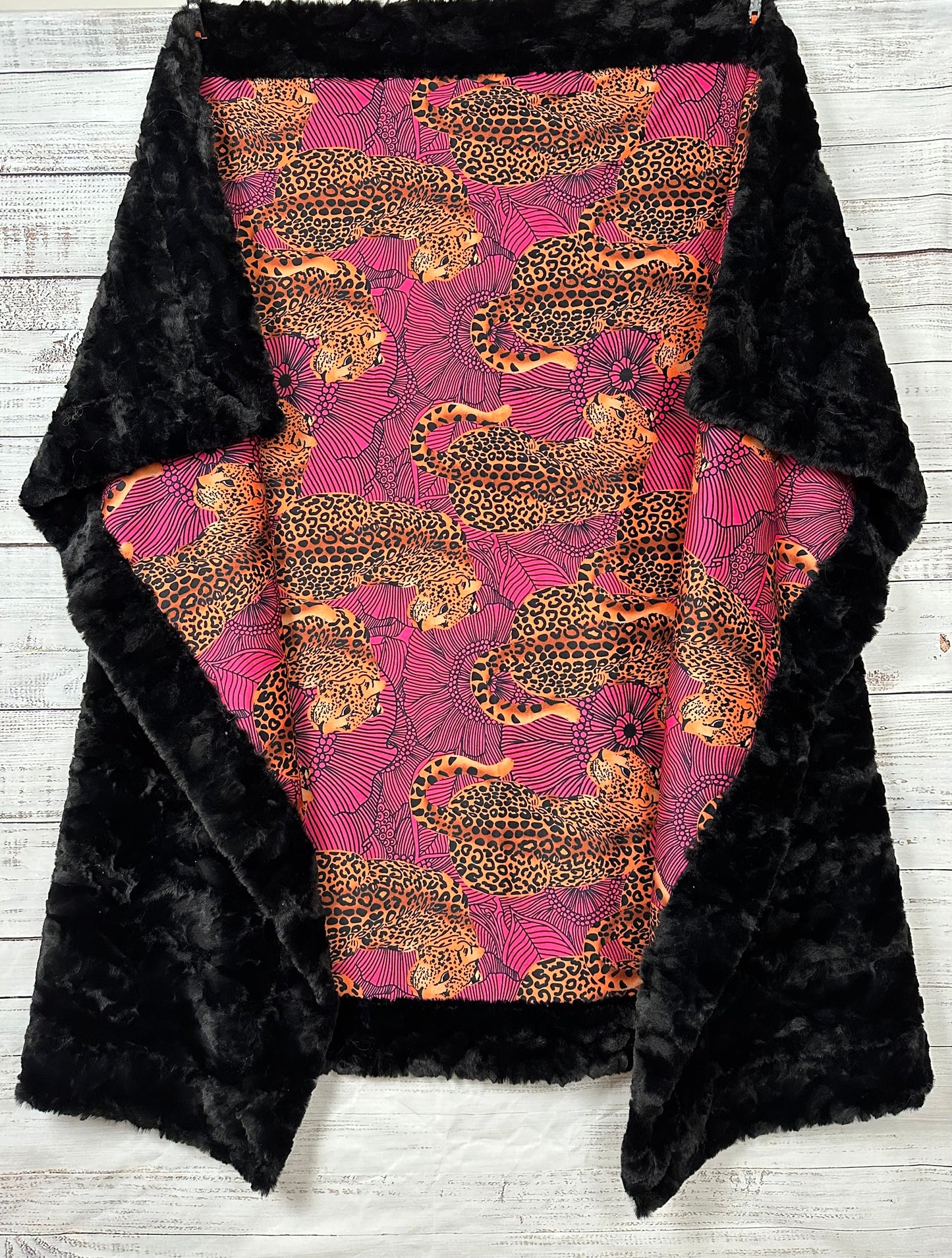 Leopard Hot Pink  Kaleidoscope on Black Tuscany 55x79 Large blanket