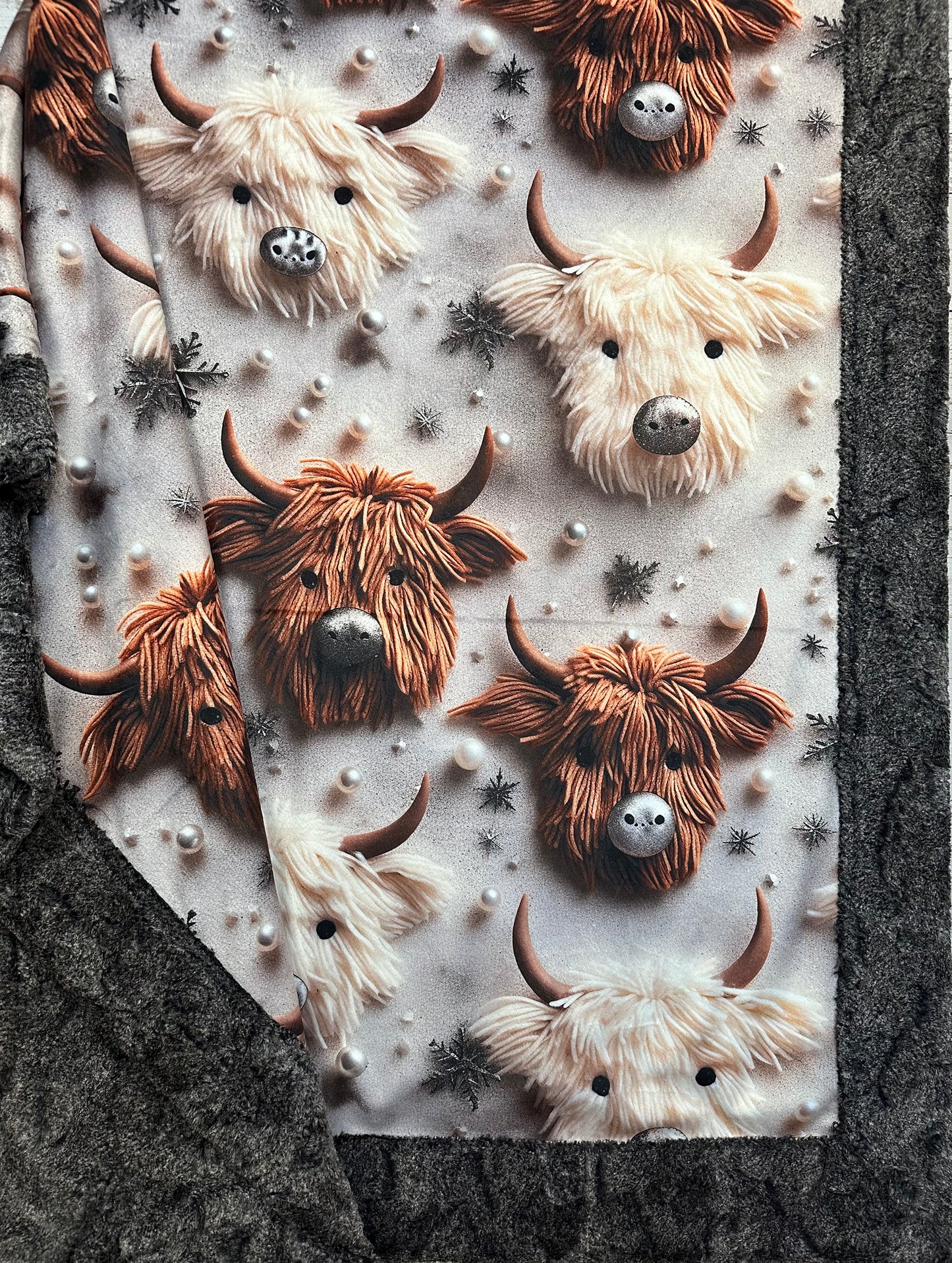 Christmas Highland Cow on Heather Moonbeam Large 55x79 Minky Blanket